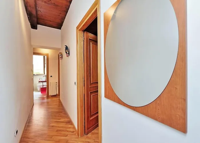 The Red Appartement *